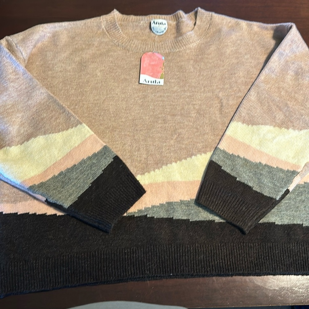 Women’s sweater